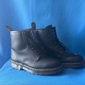 Dr Martens Airwair Leather Men's Boots